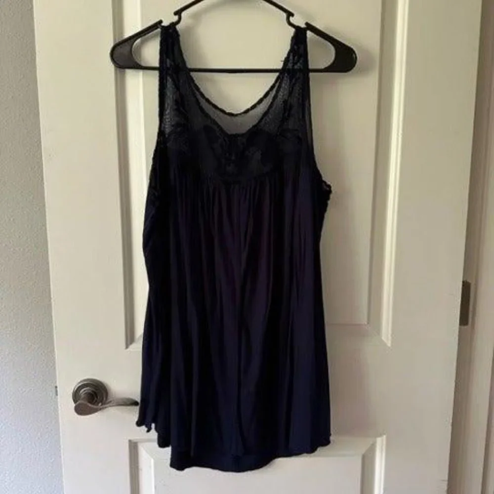 Torrid Navy Blue Floral Embroidered Mesh Yoke Sleeveless Babydoll Top Size 2 NWT - Picture 6 of 6